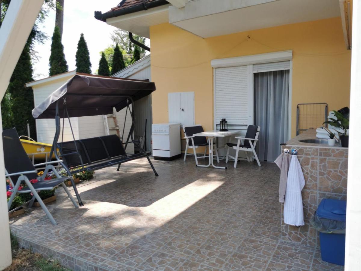 Silver Beach Resort Zamárdi Exterior foto